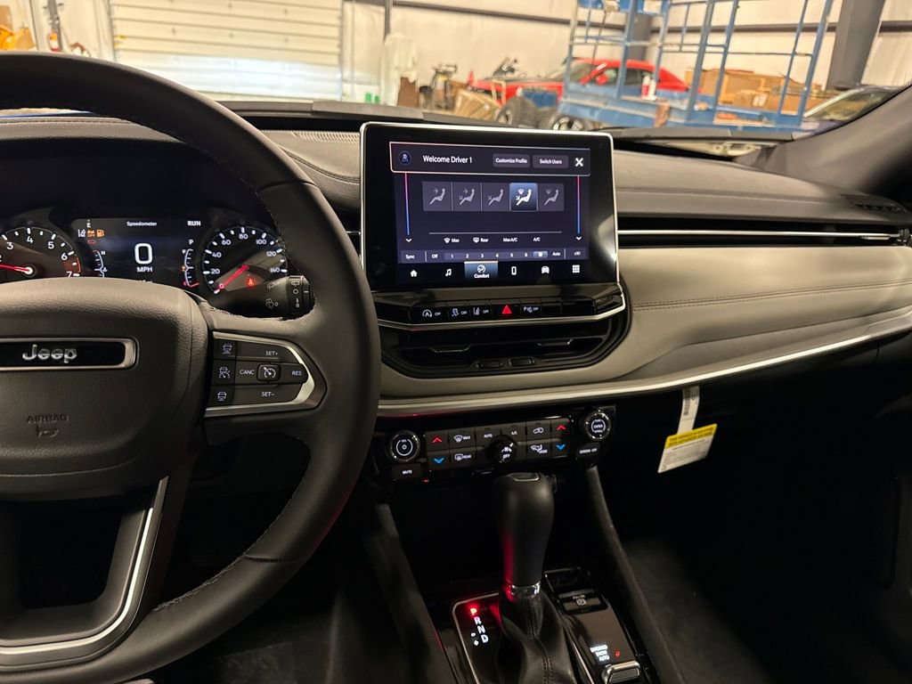New 2026 Jeep Compass Limited image 17