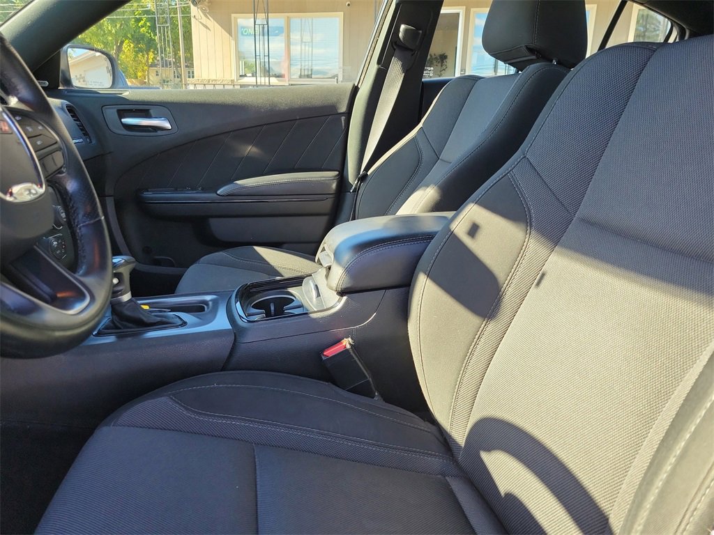Used 2018 Dodge Charger SXT Plus w/ Blacktop Package image 16