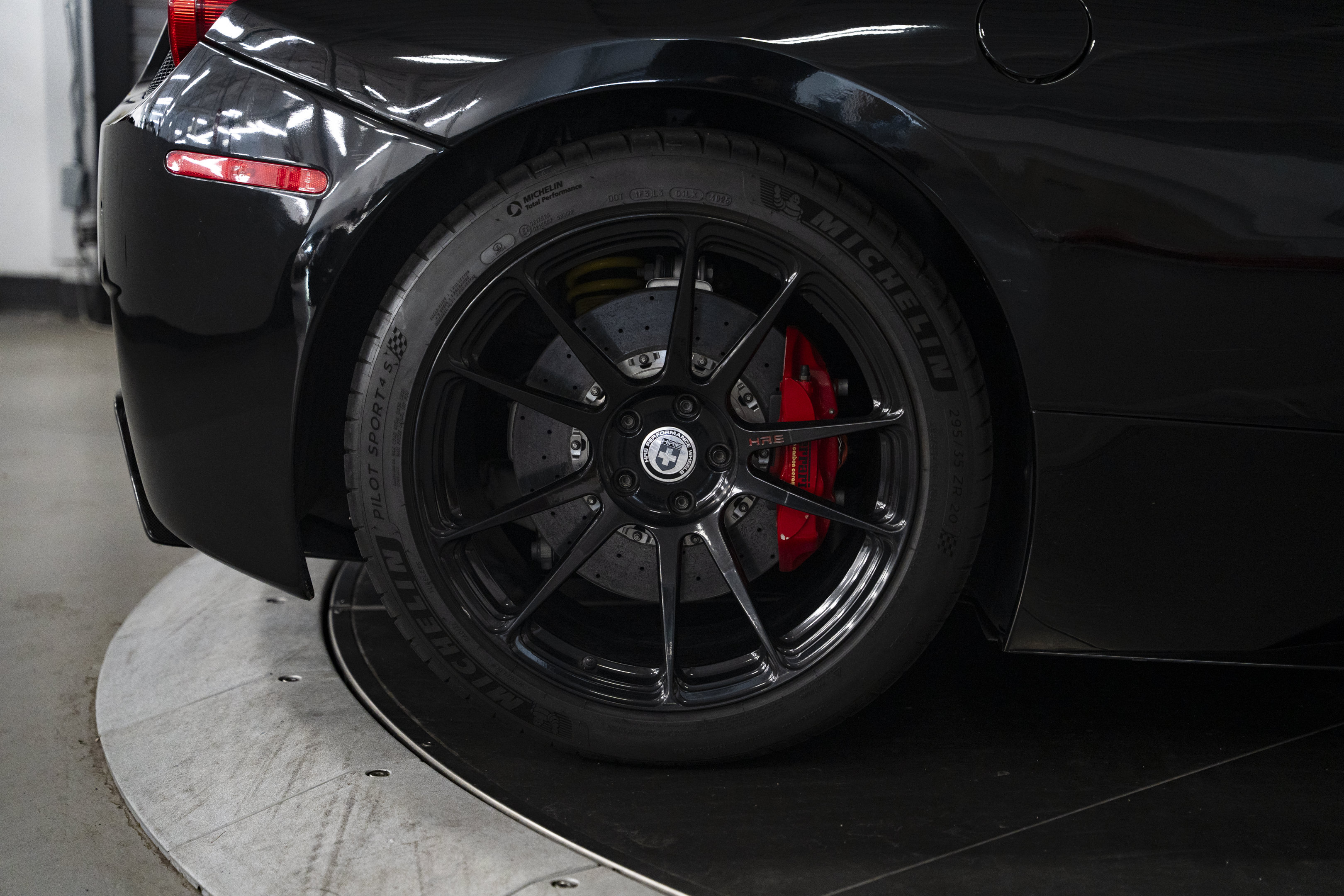 Used 2011 Ferrari 458 Italia Coupe RWD image 15