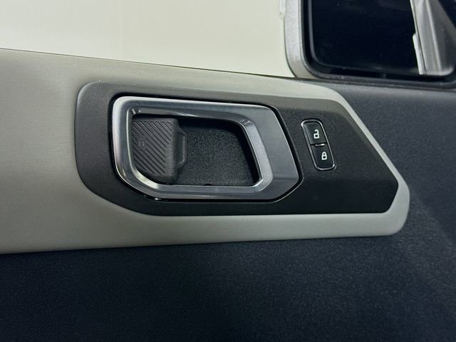 Certified 2022 Ford Bronco Badlands image 18