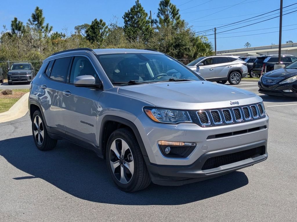 Used 2019 Jeep Compass Latitude w/ Popular Equipment Group image 3