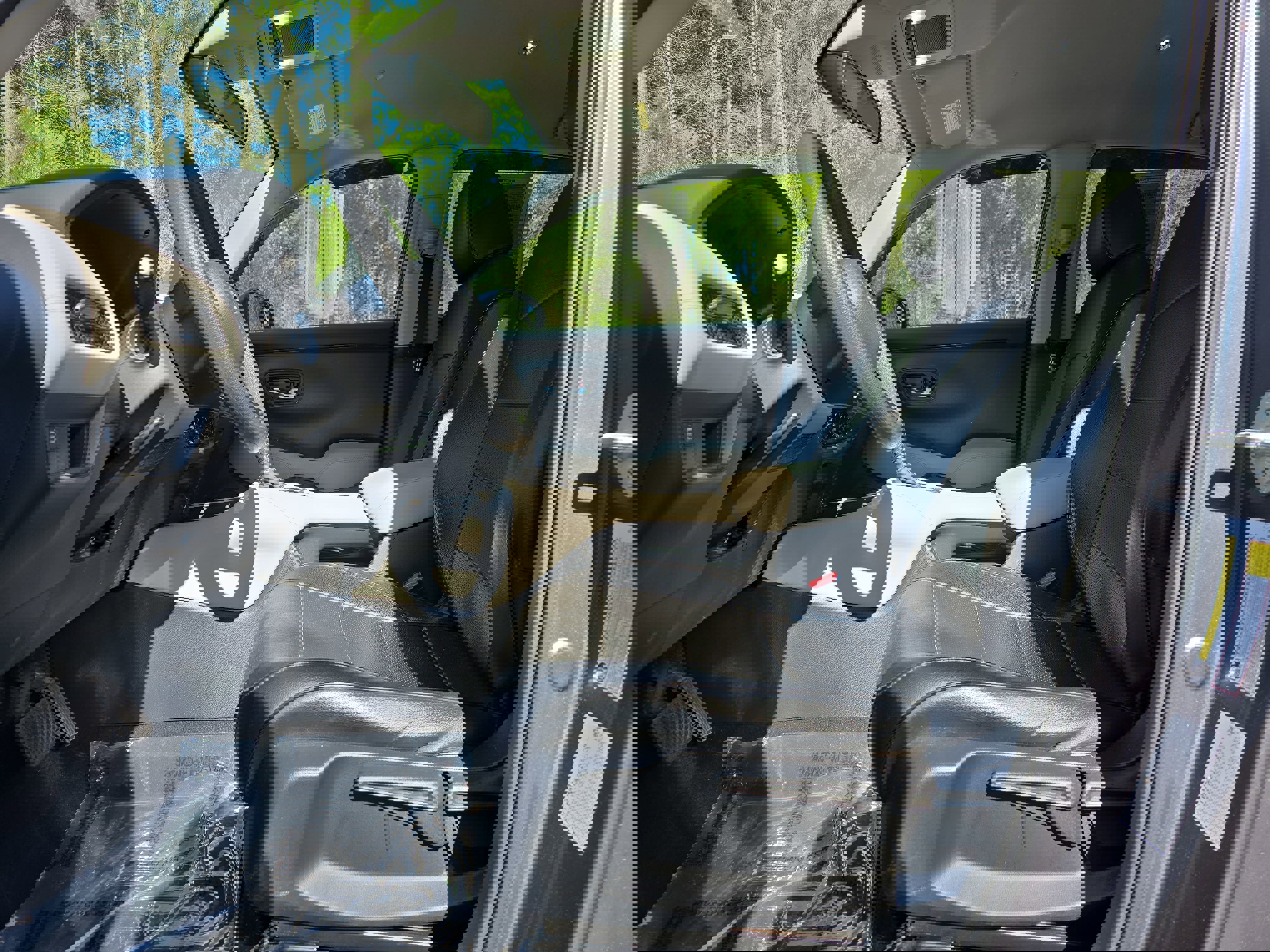 Used 2024 Honda HR-V LX image 14