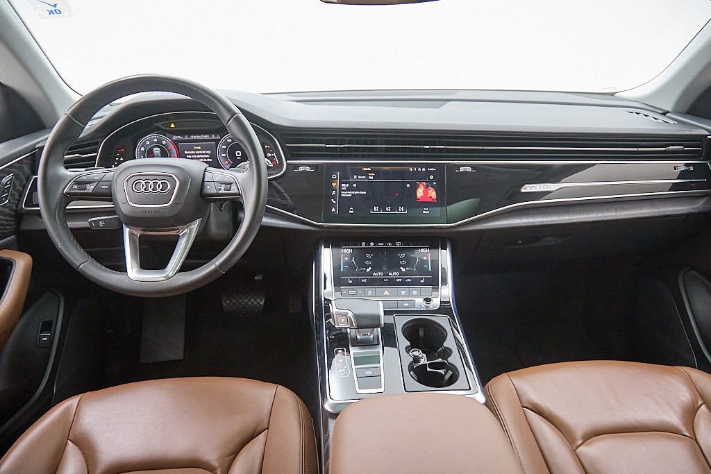 Used 2022 Audi Q8 Premium w/ Convenience Package image 26