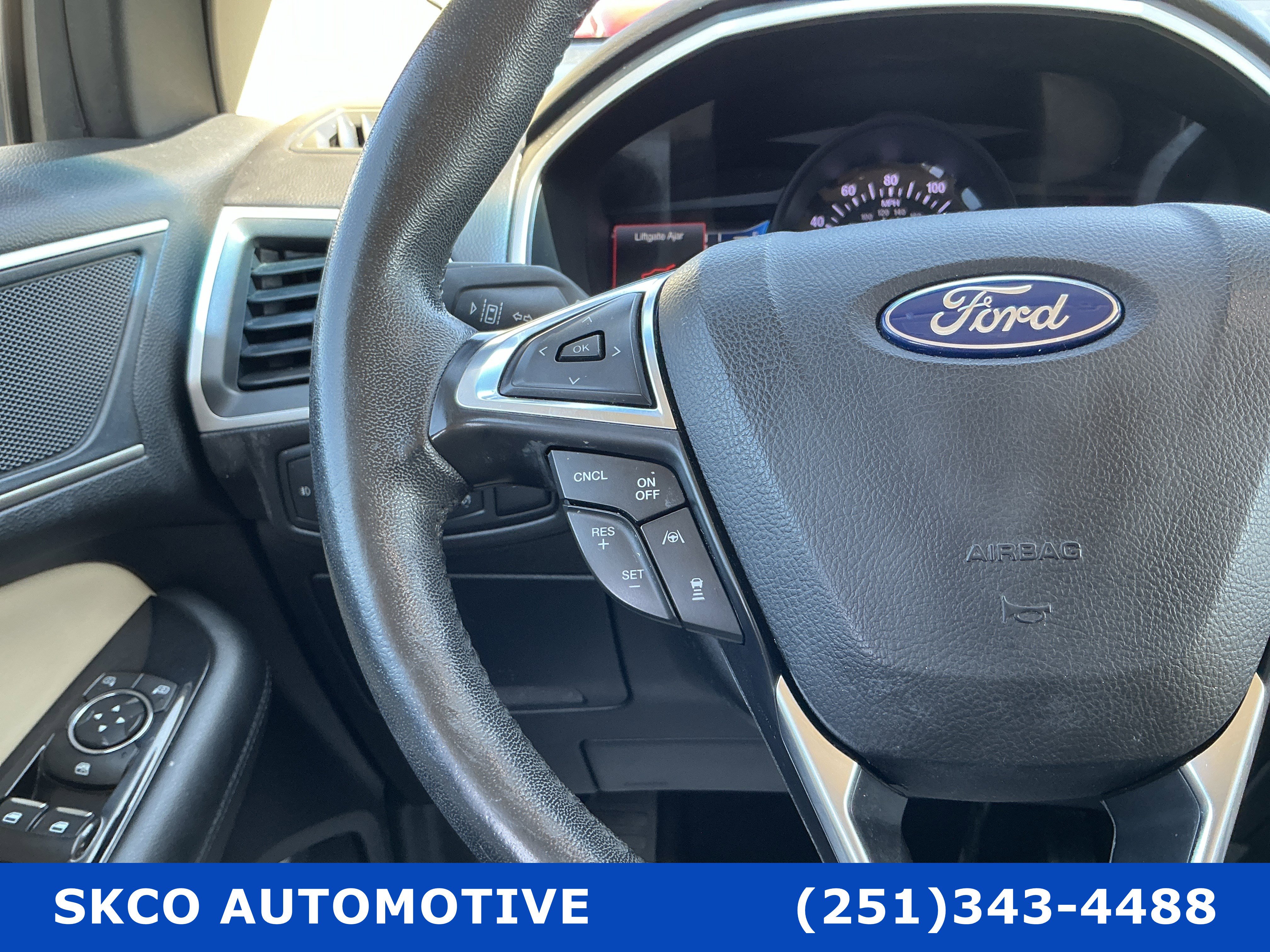 Used 2020 Ford Edge SEL AWD/4WD image 19