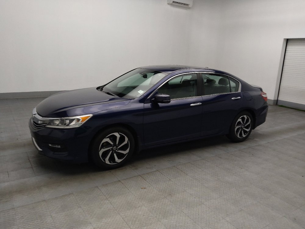 Used 2017 Honda Accord EX-L image 2
