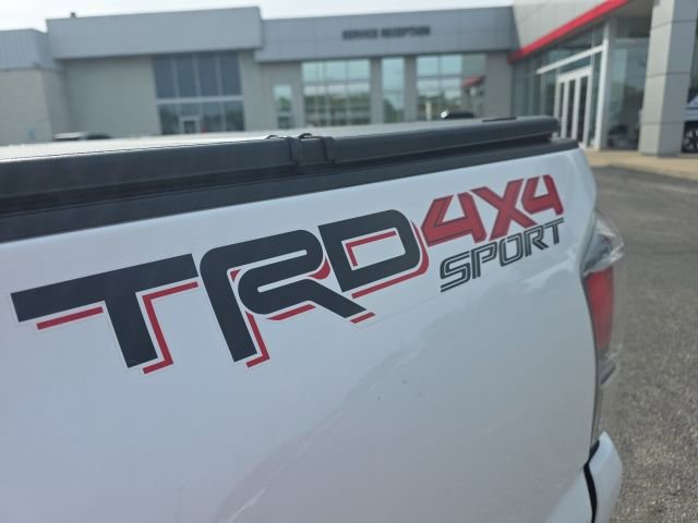 Used 2020 Toyota Tacoma TRD Sport w/ Technology Package AWD/4WD image 6