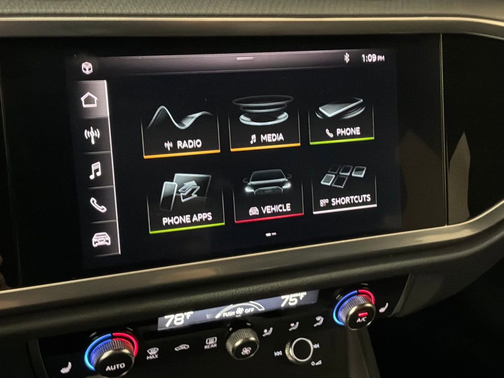 Used 2019 Audi Q3 2.0T Premium Plus image 3