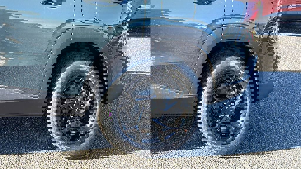 New 2026 Chevrolet Trax LT w/ Driver Confidence Package image 9