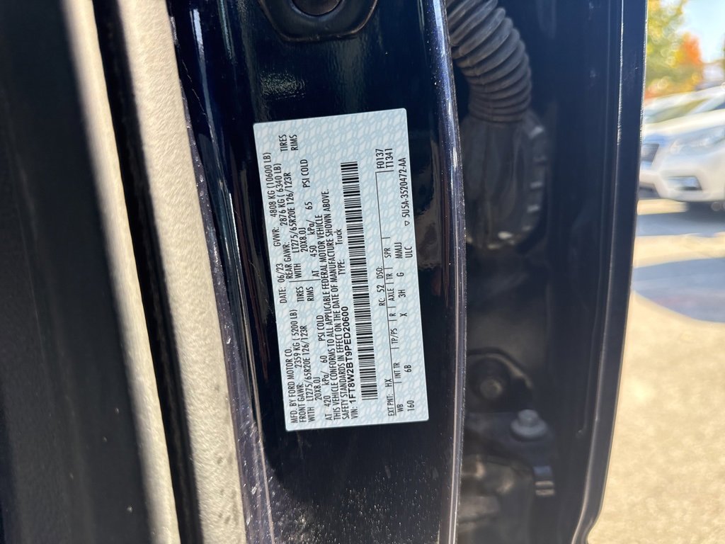 Used 2023 Ford F250 Lariat w/ Chrome Package image 44