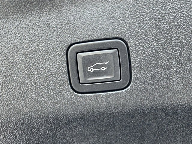 Used 2023 Chevrolet Tahoe LT image 33