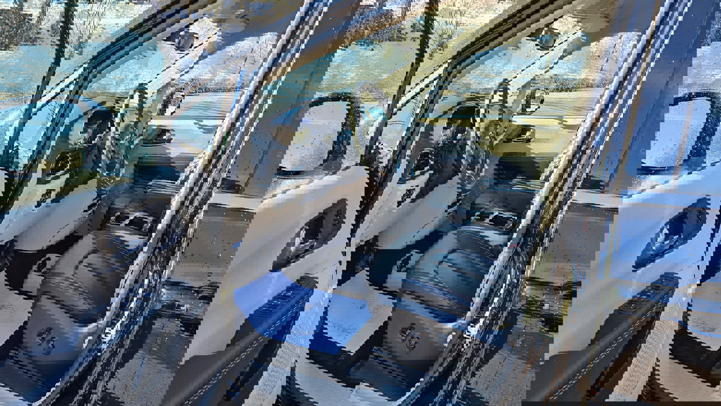 Used 2024 Chrysler Pacifica Touring-L image 24