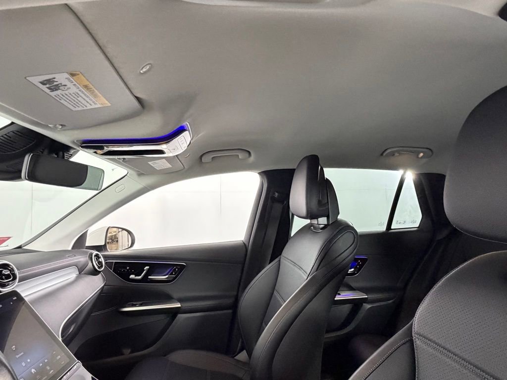 Used 2024 Mercedes-Benz GLC 300 image 21