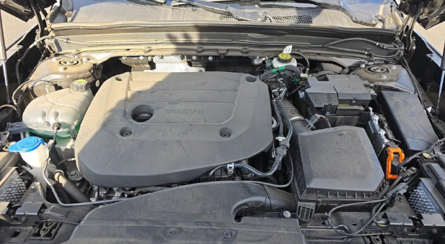 Used 2026 Volvo XC40 B5 Plus AWD/4WD image 12