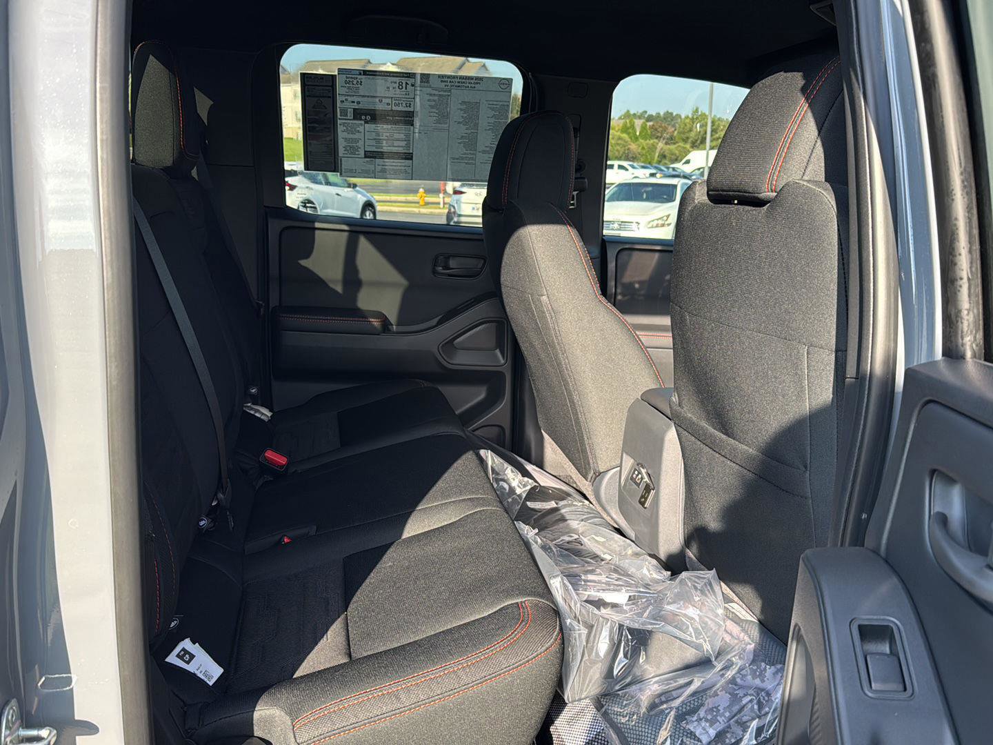 New 2026 Nissan Frontier PRO-4X w/ Pro-4x Convenience Package image 11