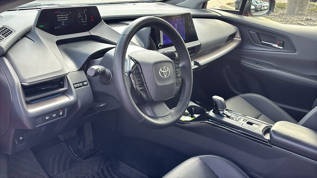 Used 2024 Toyota Prius XLE image 26