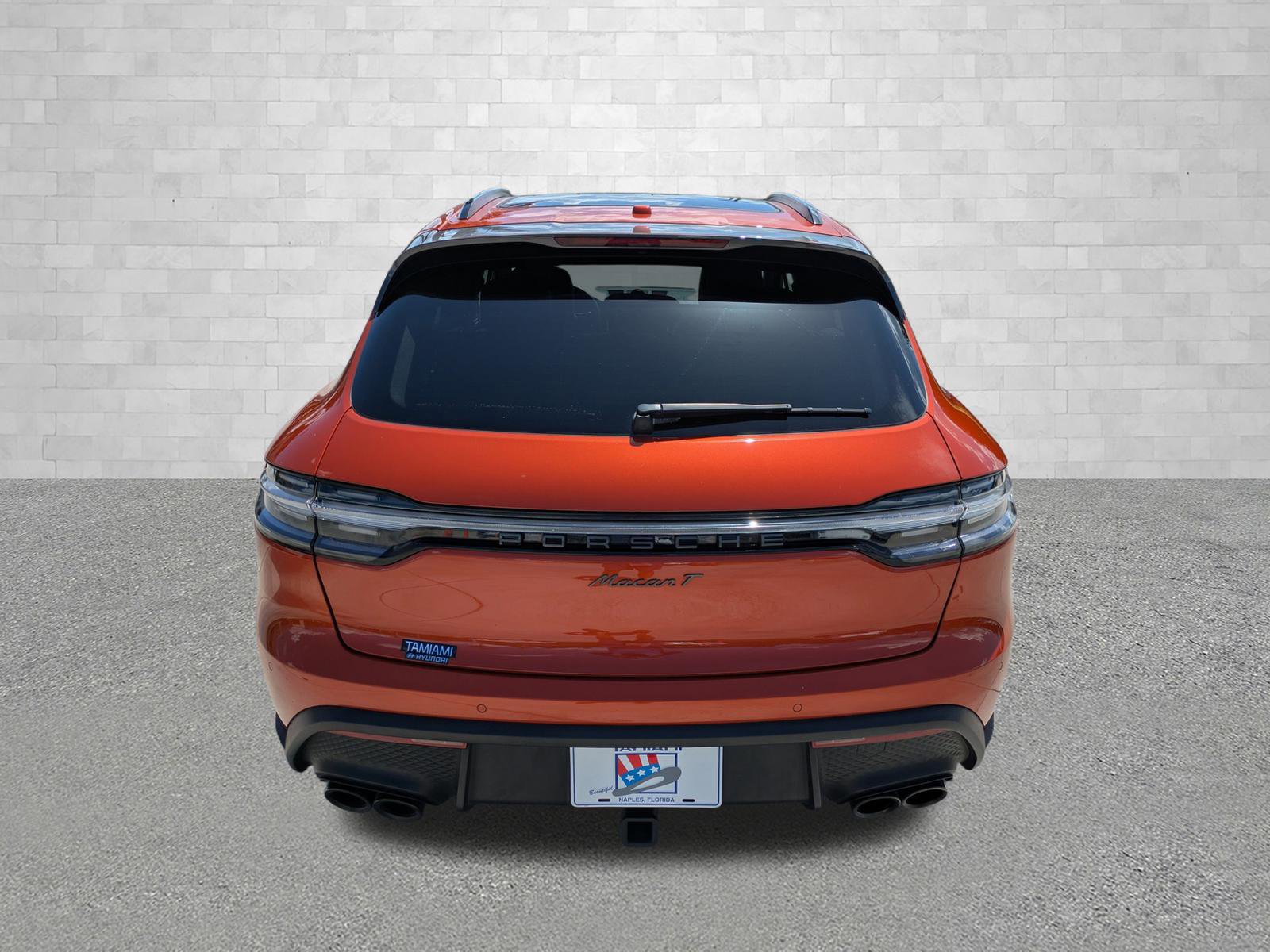 Used 2024 Porsche Macan Turbo image 3