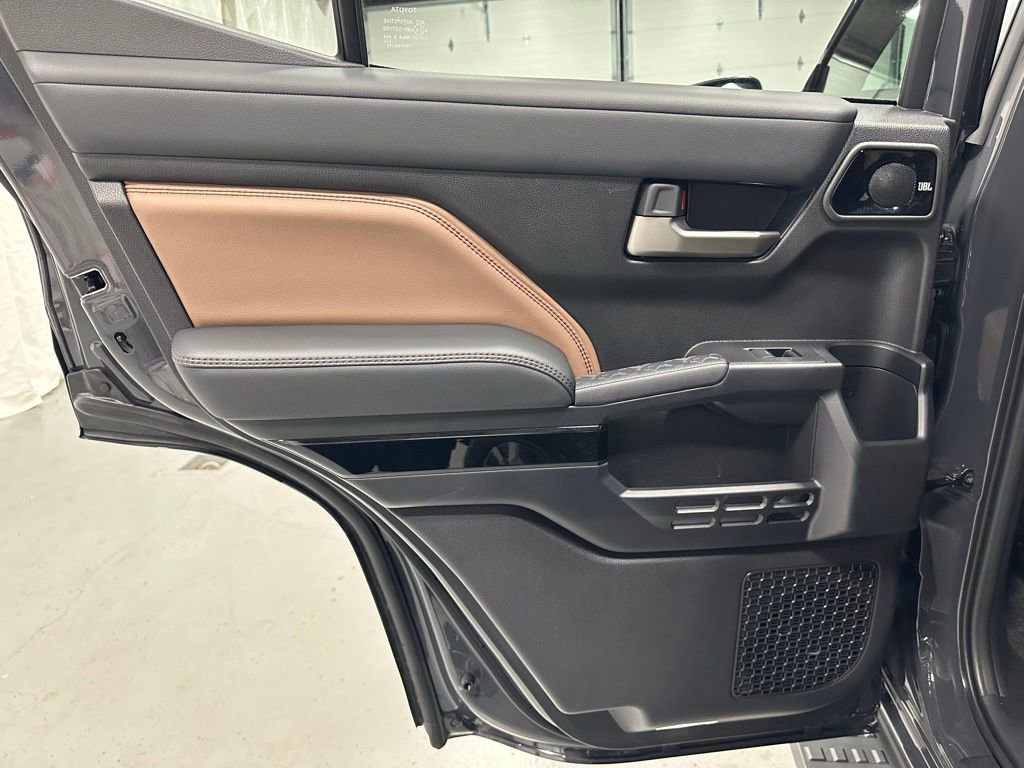 Used 2025 Toyota 4Runner Limited image 42