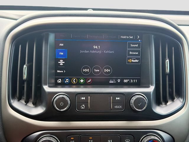 Used 2021 Chevrolet Colorado Z71 w/ Safety Package AWD/4WD image 29