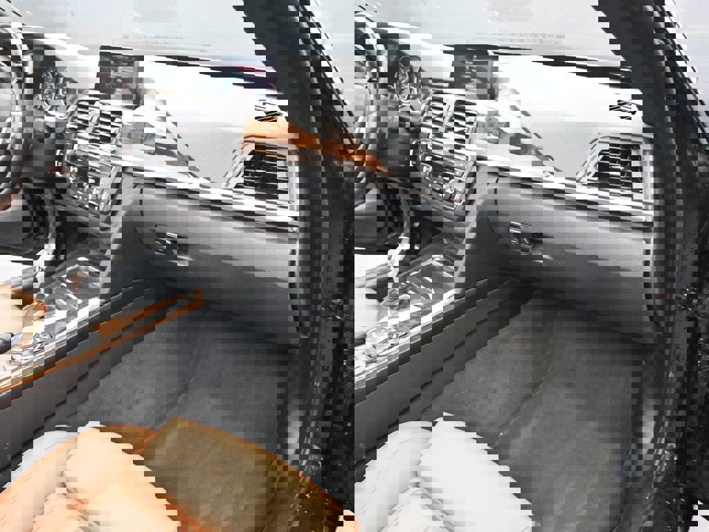 Used 2016 BMW 428i Convertible image 18