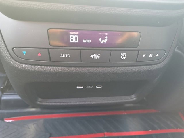 Certified 2025 Honda Pilot EX-L image 9