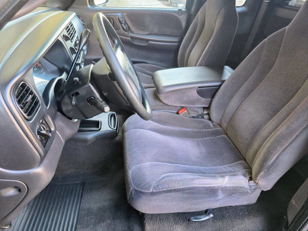 Used 2000 Dodge Dakota SLT image 12