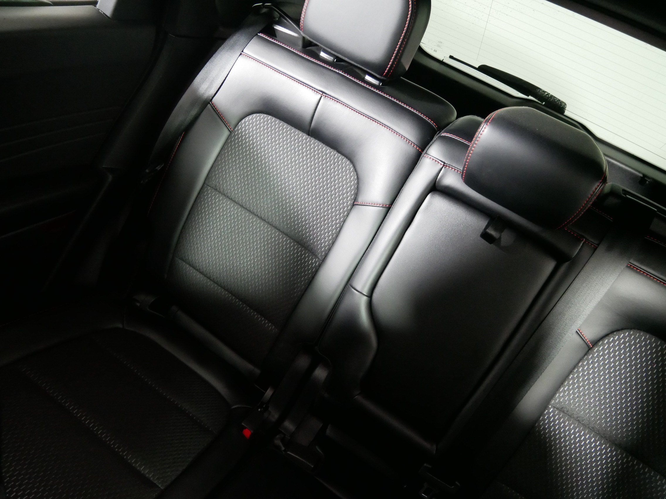 Used 2025 Ford Escape ST-Line AWD/4WD image 12