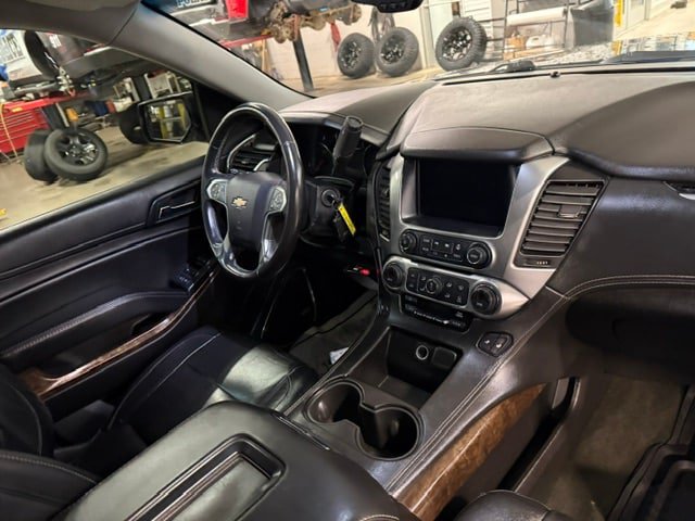 Used 2017 Chevrolet Suburban LT AWD/4WD image 12