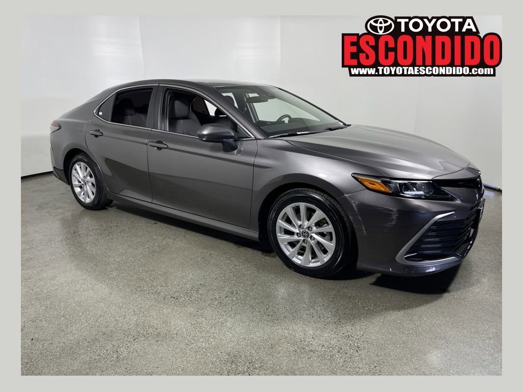 Certified 2023 Toyota Camry LE image 1