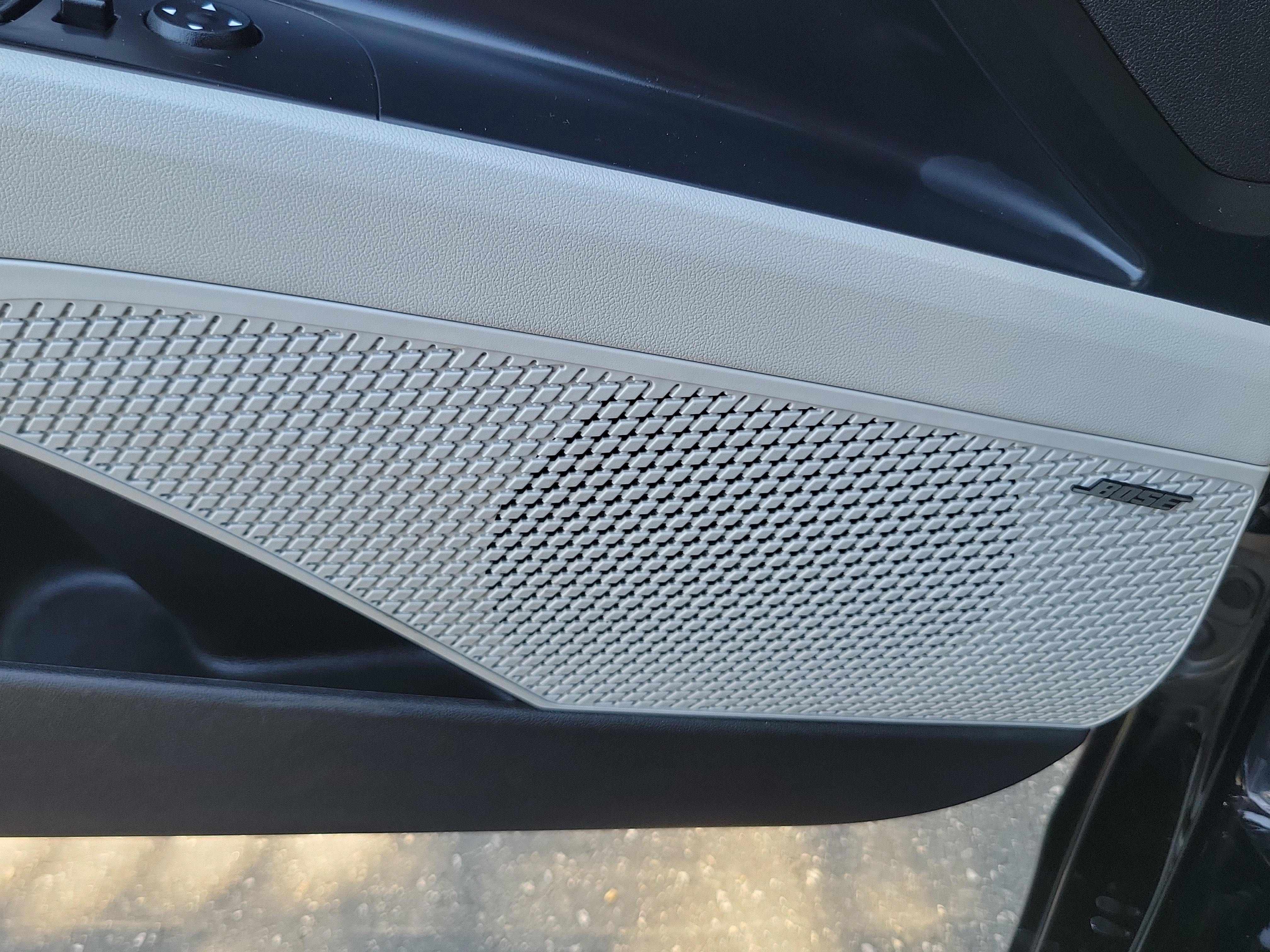 Certified 2023 Hyundai Elantra Limited image 18