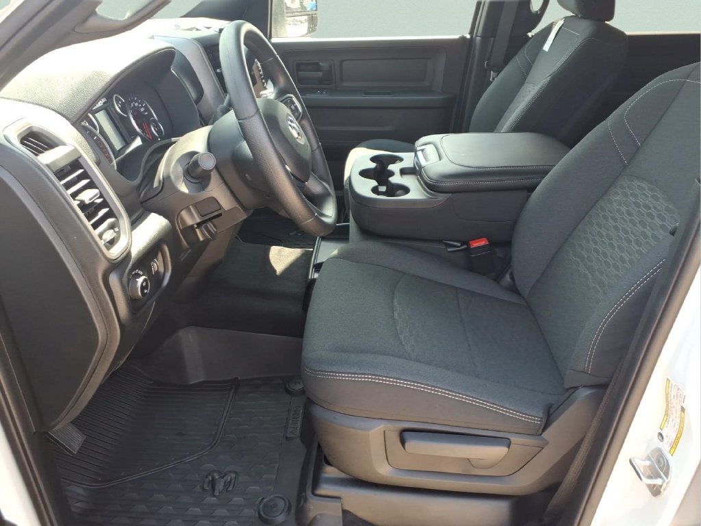 New 2026 RAM 3500 Tradesman AWD/4WD image 8