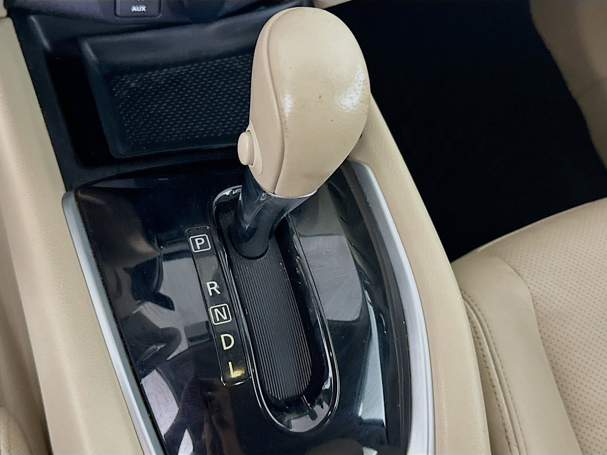 Used 2015 Nissan Rogue SL image 25