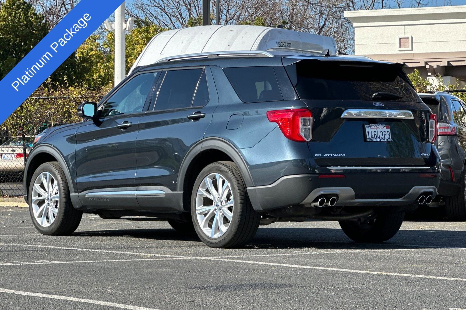 Certified 2022 Ford Explorer Platinum w/ Equipment Group 601A image 6