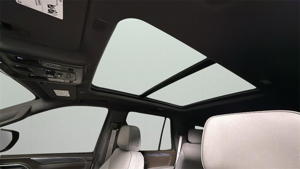 Certified 2024 GMC Yukon SLT w/ SLT Premium Package image 25