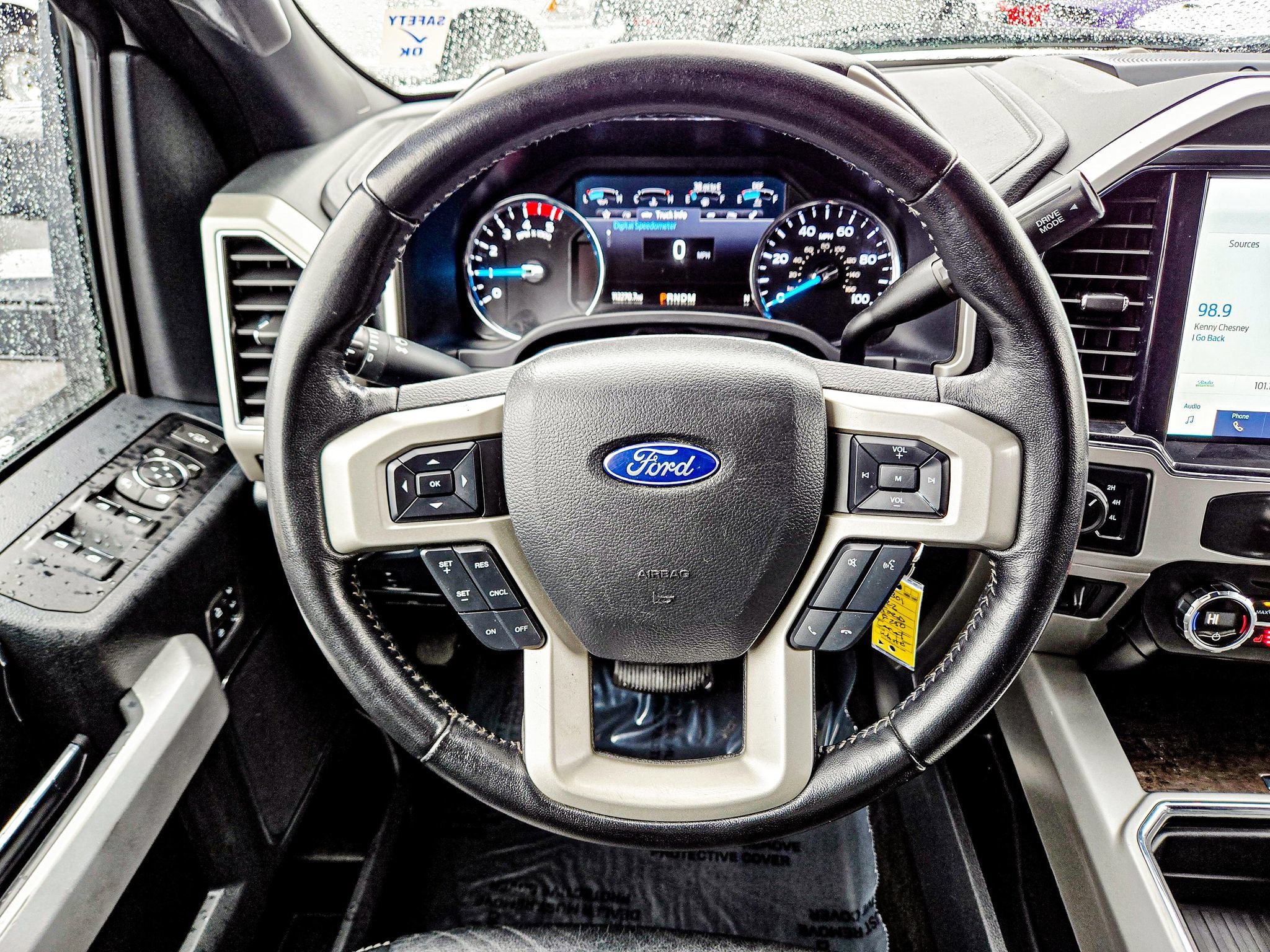 Used 2022 Ford F250 Lariat w/ Lariat Value Package AWD/4WD image 19