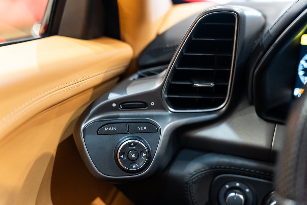 Used 2010 Ferrari 458 Italia Coupe RWD image 35
