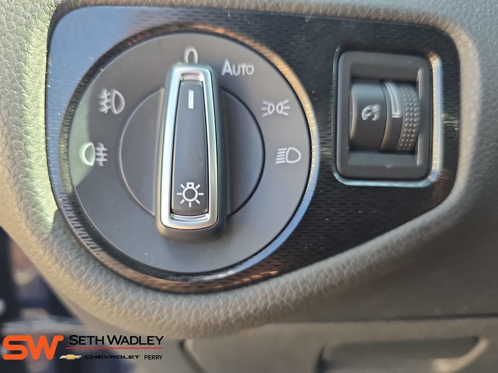 Used 2017 Volkswagen GTI S FWD image 25
