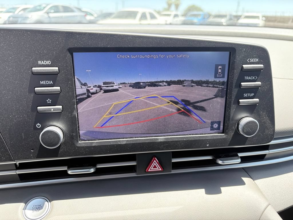Used 2023 Hyundai Elantra SEL FWD image 17