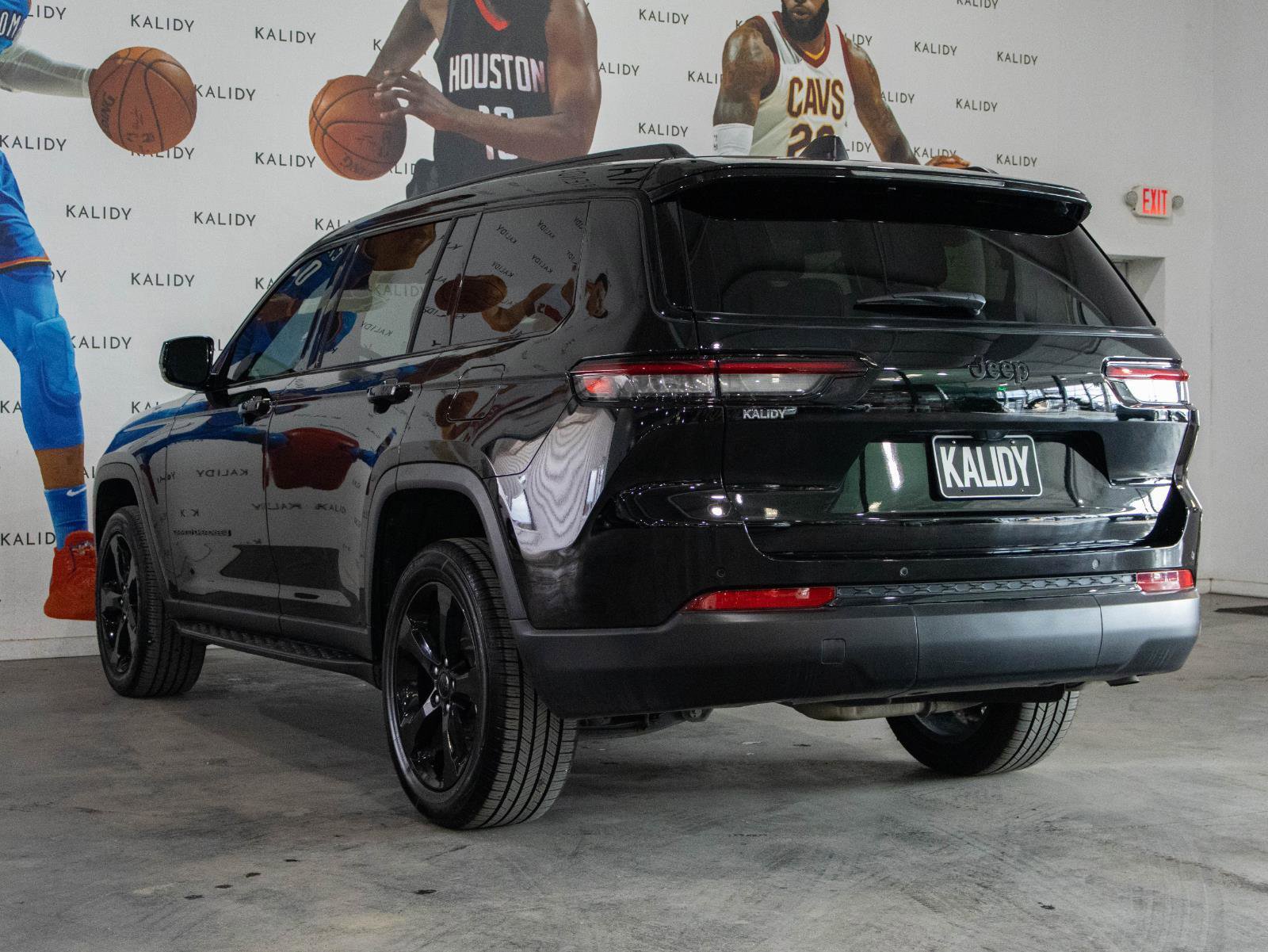 Used 2023 Jeep Grand Cherokee L Altitude image 22