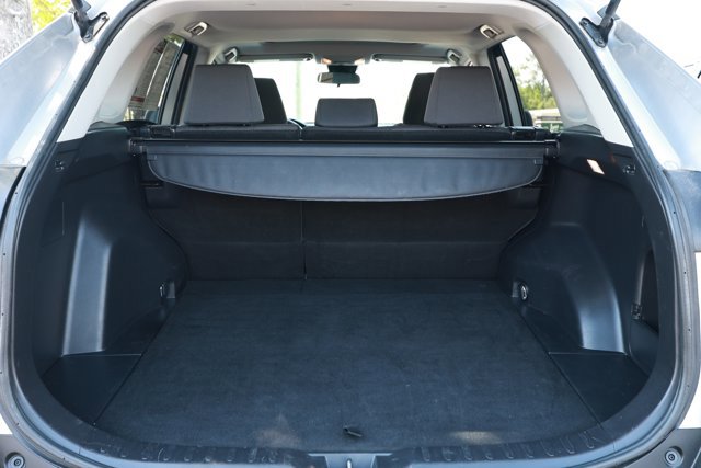 Used 2019 Toyota RAV4 XLE FWD image 10