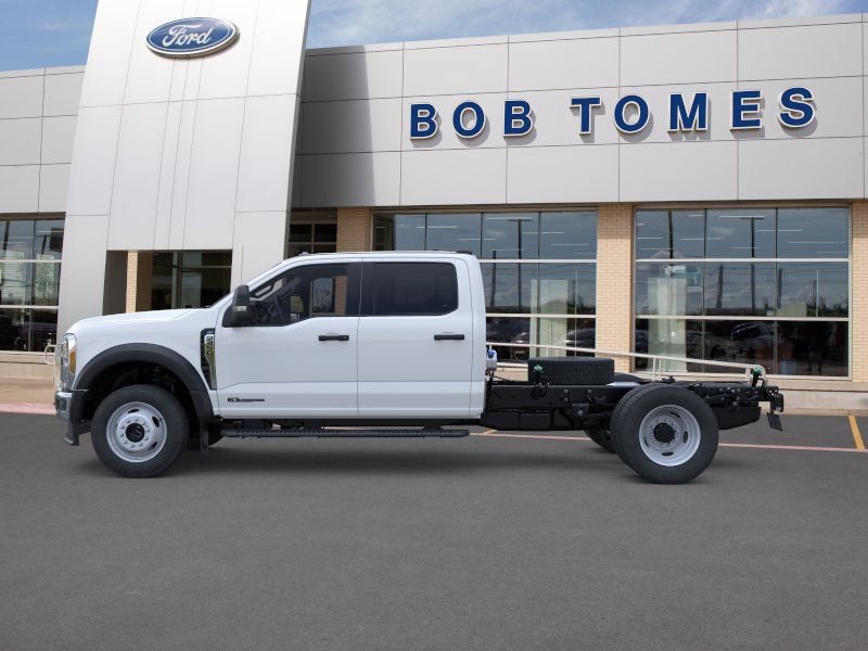New 2026 Ford F450 XLT w/ XLT Value Package AWD/4WD image 3