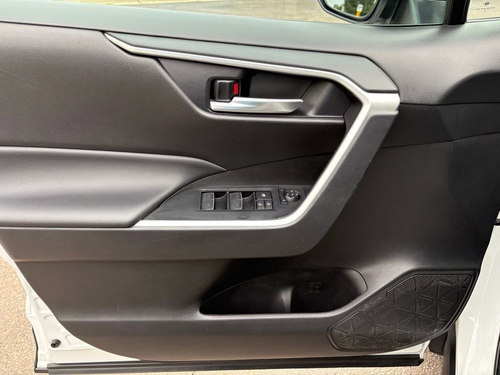 Used 2024 Toyota RAV4 XLE image 13