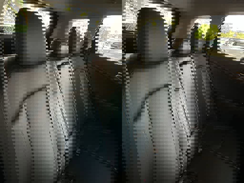 Certified 2025 Kia Sportage EX image 26