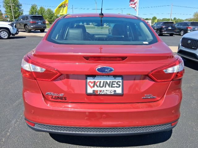 Used 2012 Ford Focus SEL FWD image 8
