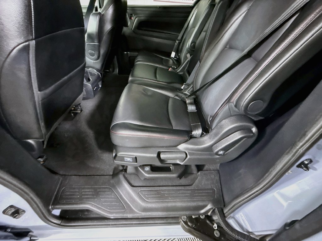Used 2025 Honda Odyssey Sport-L image 27