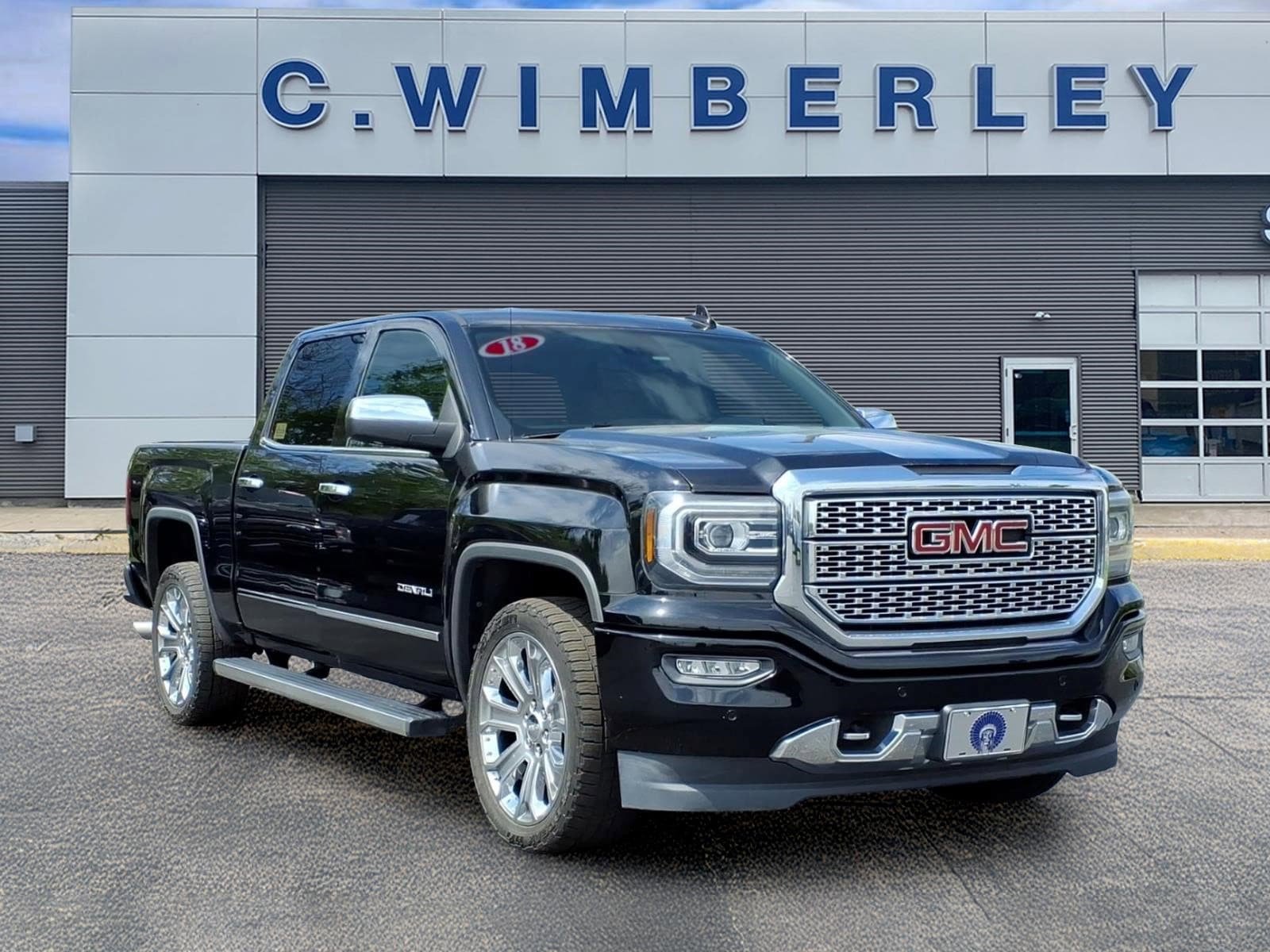 Used 2018 GMC Sierra 1500 Denali w/ Denali Ultimate Package AWD/4WD image 1