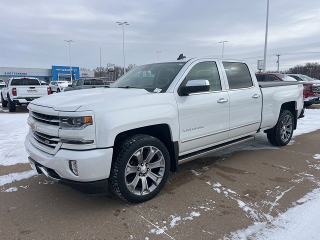 Used 2017 Chevrolet Silverado 1500 LTZ Z71 w/ LTZ Plus Package image 7