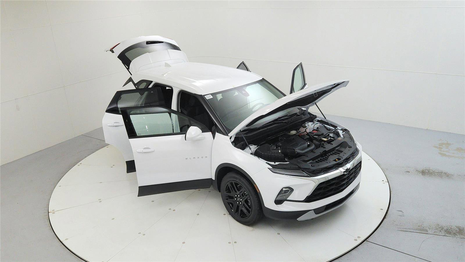Used 2025 Chevrolet Blazer LT image 19