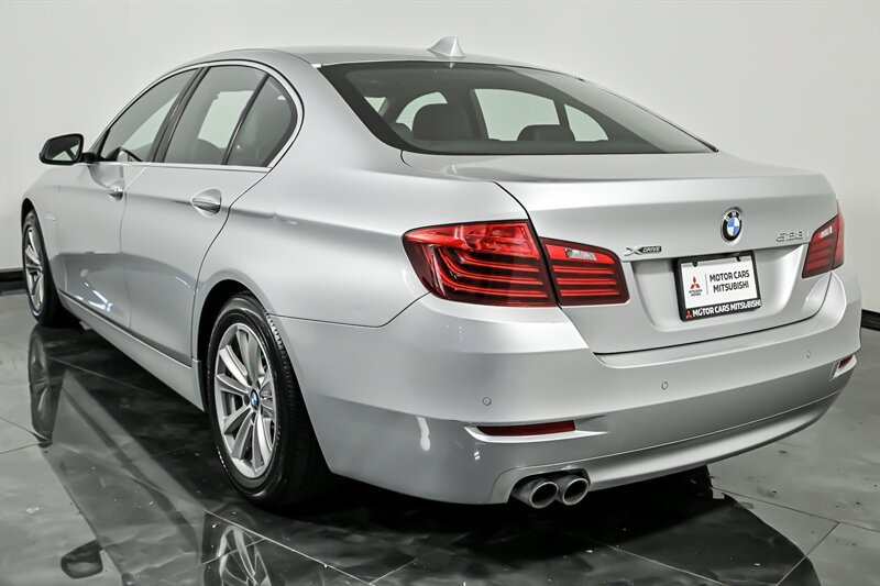 Used 2015 BMW 528i xDrive Sedan AWD/4WD image 7