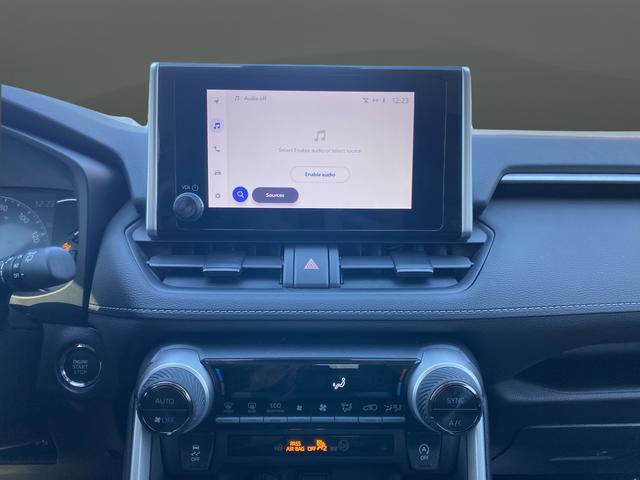 Used 2023 Toyota RAV4 XLE w/ Convenience Package image 12
