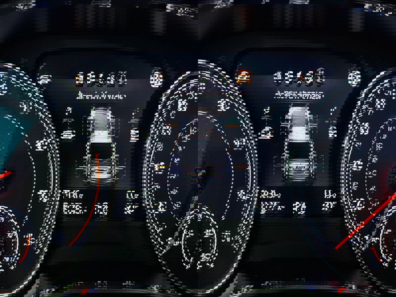 Used 2018 Bentley Bentayga image 79